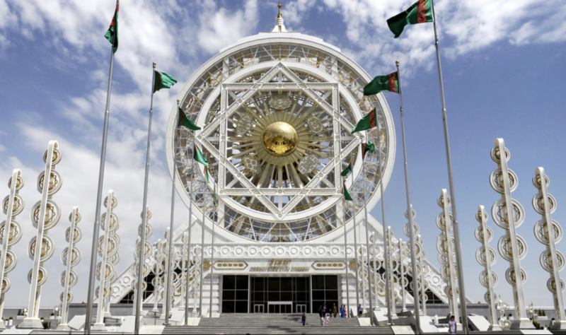 5 Reasons Why I LOVE Turkmenistan – Gustav Rosted Soerensen